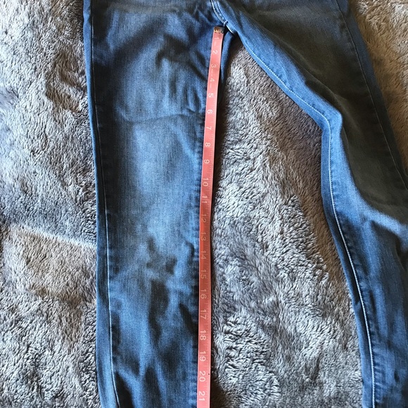 Levi’s 710 Super Skinny Jeans - Picture 4 of 5